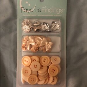 Cream and Silver Button Set